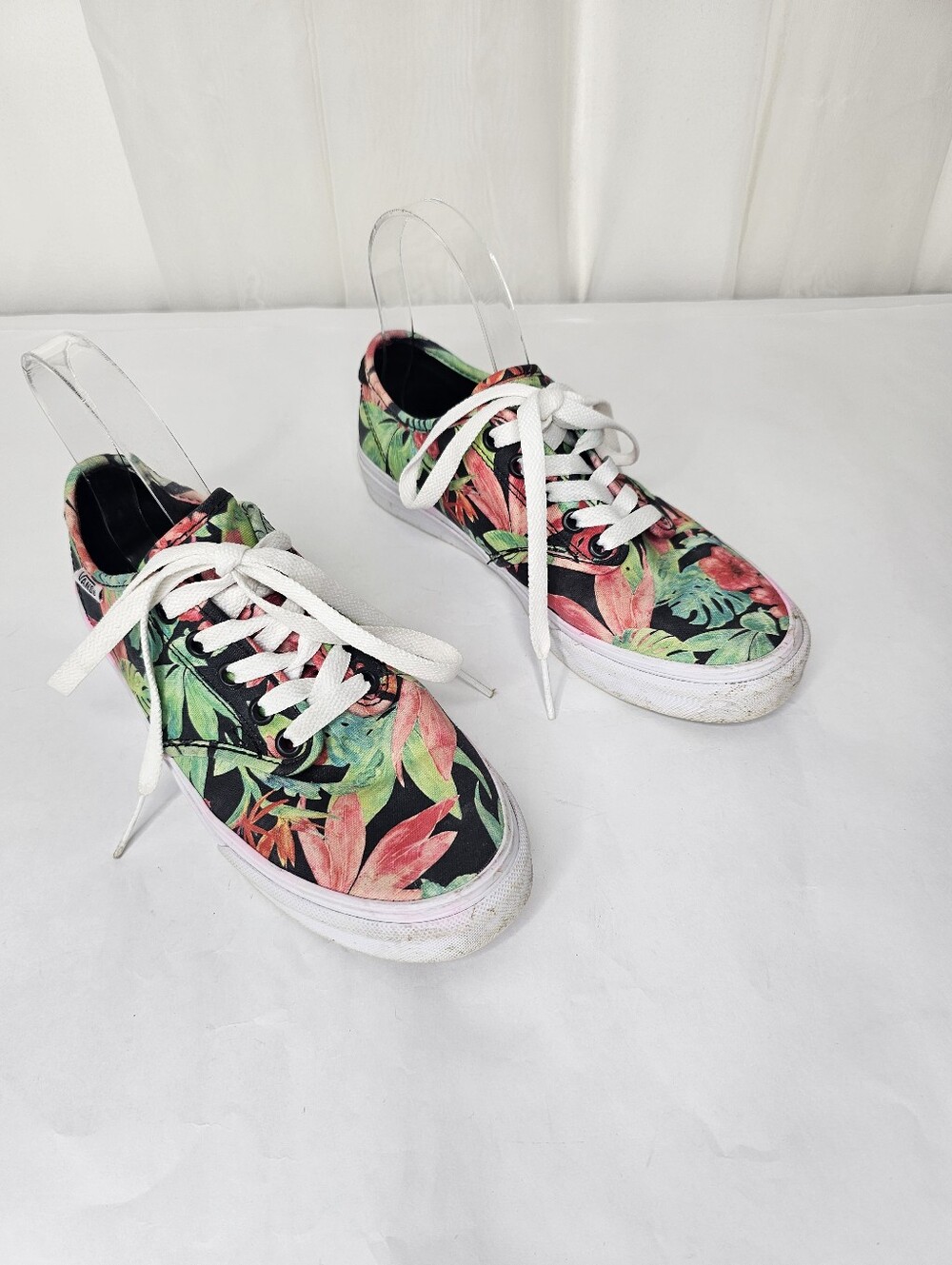 Vans Authentic Tropical Hawaiian Floral Low Top Sneakers 6.5